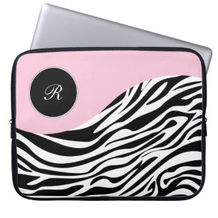 Rosa sleever för bärbar datorMonogramsebra Laptop Fodral