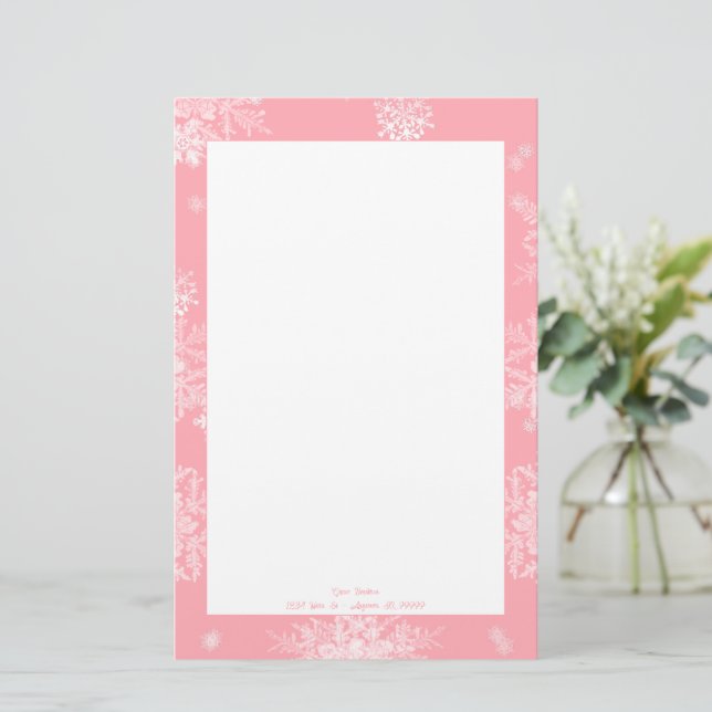 Rosa Snöflingor Personlig Brevpapper (Stående Fram)