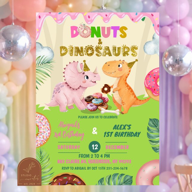 Rosa söt munk & Dinos gemensam födelsedag Inbjudningar (Skapare uppladdad)