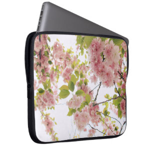 rosa stängning av petal laptop fodral