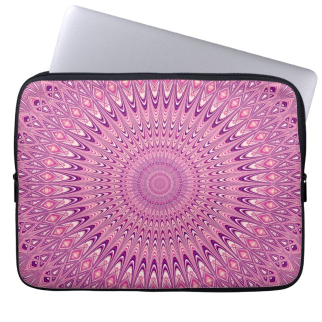 Rosa star mandala laptop sleeve (Framsidan)