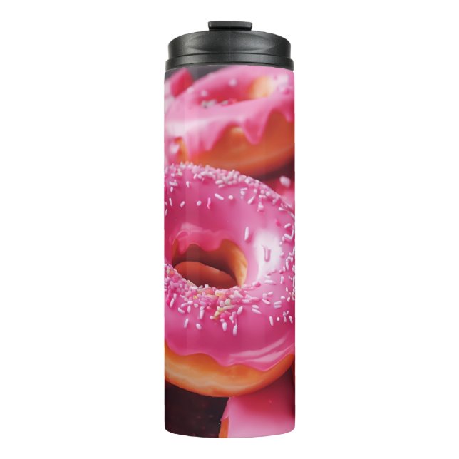 Rosa Strawberry Donuts (Framsida)