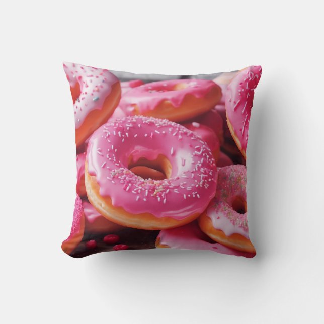 Rosa Strawberry Donuts Kudde (Framsida)