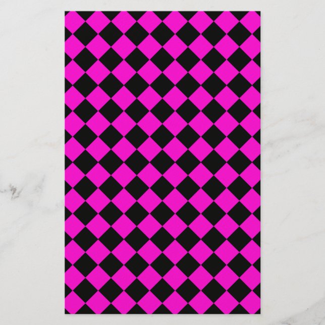 Rosa svart diamant Harlequin-rutmönster Brevpapper (Framsida)