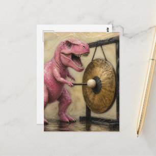 Rosa T-Rex slår på en gonggong Vykort