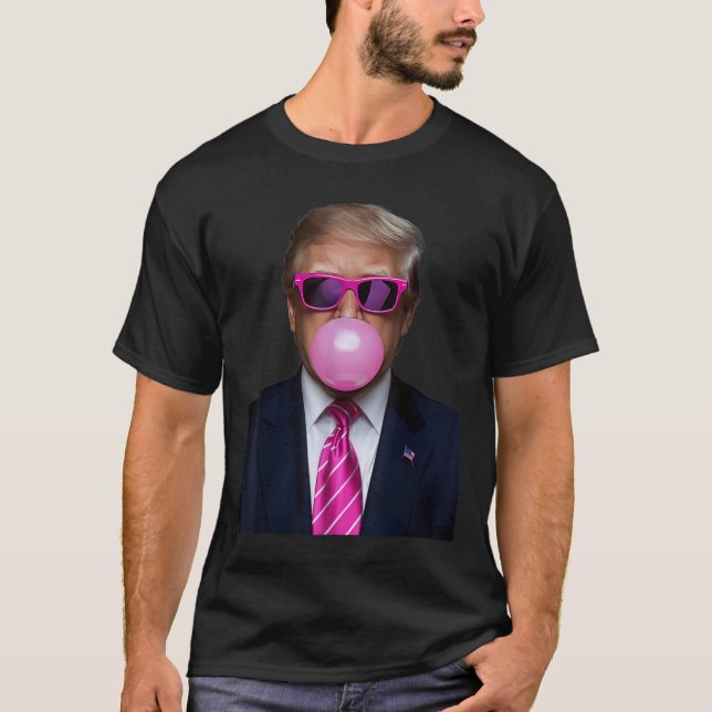 Rosa Trump Bubble Gum Gift 2024 Omröstning Roligt T Shirt (Framsida)