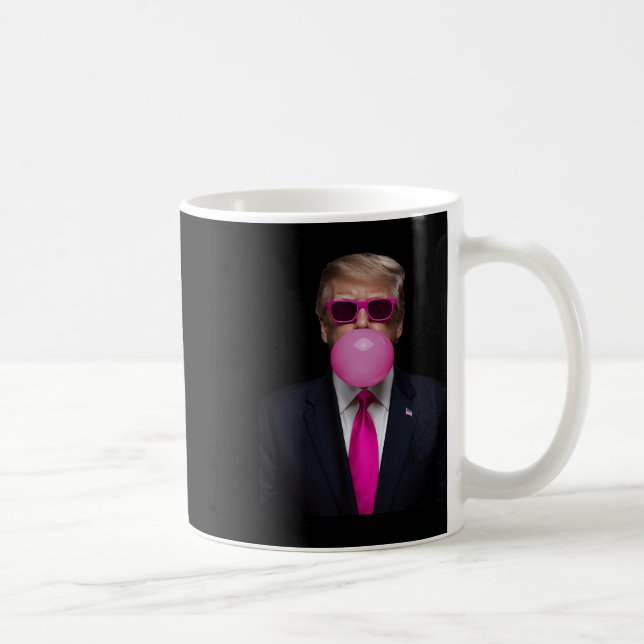 Rosa Trump Bubble Gum Shirt 2024 Kaffemugg (Höger)