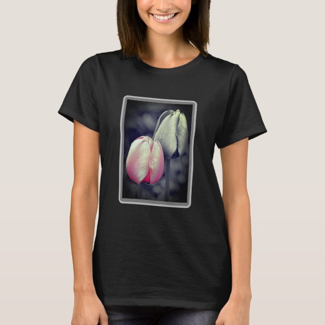 Rosa Tulip Pair Black and White Partial Färg T Shirt (Framsida)