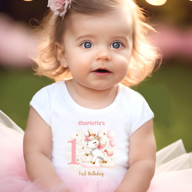 Rosa Unicorn Girl 1st Birthday Namn Baby T-Shirt (Pink Cute Unicorn Girl 1st Birthday Baby T-Shirt)