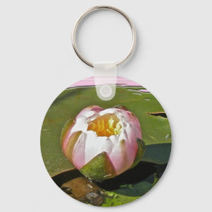Rosa Vatten-Lily Bud Keychain Nyckelring