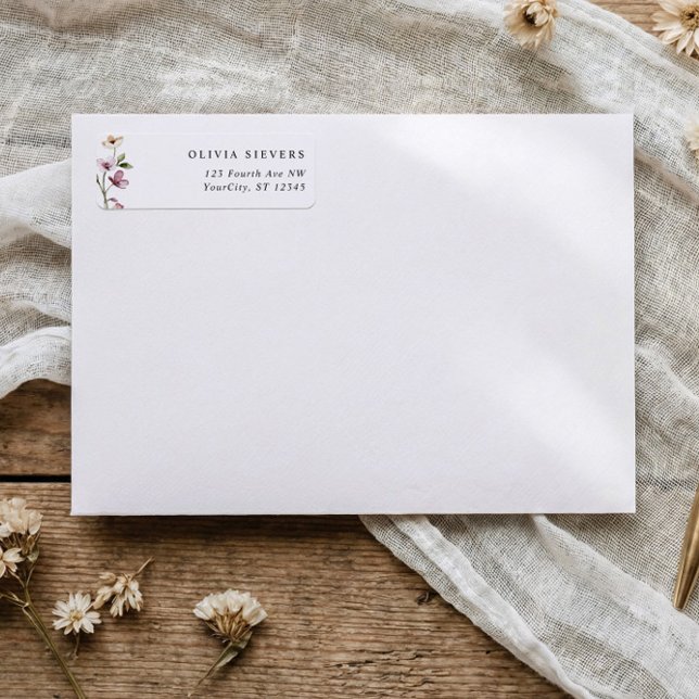 Rosa vildblomma presentkort för bröllopsdusch returadress etikett (Floral wildflower return address labels with soft watercolor flowers and greenery)