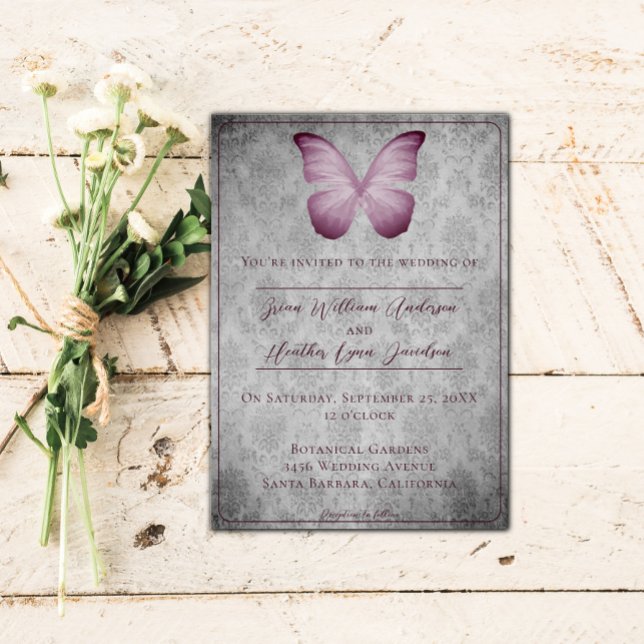 Rosa Vintage Butterfly Damask Wedding Inbjudningar (Pink Vintage Butterfly Damask Wedding Invitation)
