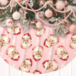 Rosa Vintage Jultomten Ansikte Vattenfärg Julgransmatta Borstad Polyester<br><div class="desc">Lägg till en nostalgisk charm till din helgdag-dekoration med vår Rosa Vintage Jultomten Watercolor Träd Skirt! Den här festliga träd-kjolen har en fin vattenfärg mönster från det klassiska Jultomten ansikte, som ställs mot en livfull bakgrund, försedd med delikat snöflingor. Perfekten för att föra en varm och glatt atmosfär till Julgran...</div>
