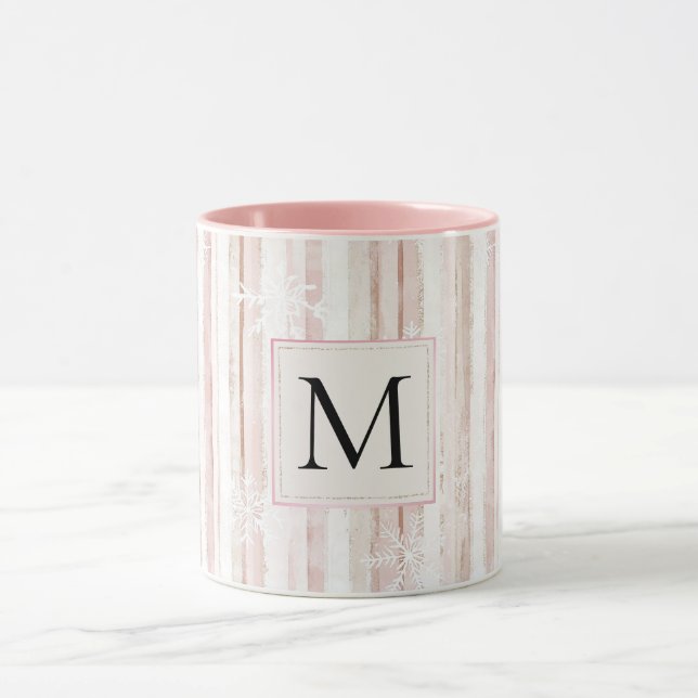 Rosa vita snöflingor ränder monogram mugg (Center)