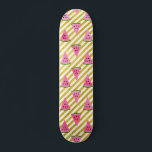 Rosa Watermelon och Gult Rand sommaren Mönster Mini Skateboard Bräda 18,5 Cm<br><div class="desc">Cute Rosa Watermelon och Gult Rand Summer Mönster. Den här Roligten Rosa Watermelon med Black Seeds Fruit Print är perfekt för en sommarfödelsedagspresent.</div>