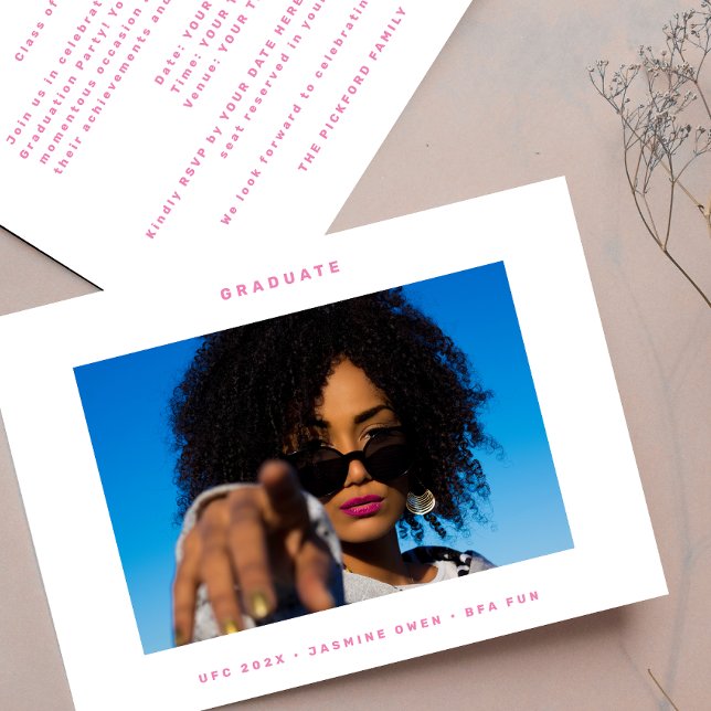 Rosa White Funky Photo College Photo Studenten Meddelande (Skapare uppladdad)