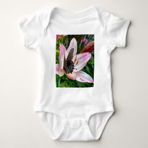 Rosa White Tiger Lilly Flower Blue Butterfly Namn T Shirt