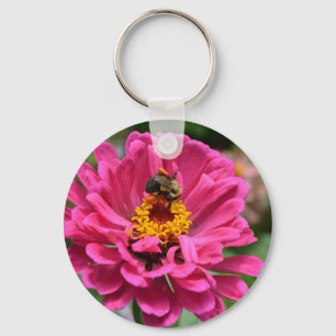 Rosa Zinnia och Humla Nyckelring