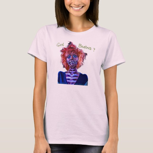 rosa Zombieflicka T Shirt (Framsida)