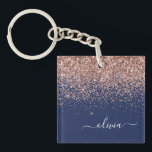 Rosan Glitter Monogram för marinblå Ro Guld<br><div class="desc">Rosa Faux Foil Gnistra Glitter Skriptnyckelledjan Monogram Namn i marinblått och Ro Guld. Det gör perfekten söt 16-årsjubileum,  bröllop,  möhippa,  årsdag,  babydusch eller bachelorette-fest för någon som glam lyxen och chic stilar i kärlek.</div>