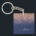 Rosan Glitter Monogram för marinblå Ro Guld<br><div class="desc">Rosa Faux Foil Gnistra Glitter Skriptnyckelledjan Monogram Namn i marinblått och Ro Guld. Det gör perfekten söt 16-årsjubileum,  bröllop,  möhippa,  årsdag,  babydusch eller bachelorette-fest för någon som glam lyxen och chic stilar i kärlek.</div>