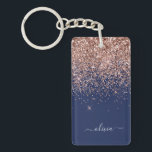 Rosan Glitter Monogram för marinblå Ro Guld Nyckelring<br><div class="desc">Ro Guld -  Rosa och marinblått Gnistra,  Monogram Namn-nyckelkedja med Monogram-skript i Glitter. Det gör perfekten söt 16-årsjubileum,  bröllop,  möhippa,  årsdag,  babydusch eller bachelorette-fest för någon som glam lyxen och chic stilar i kärlek.</div>