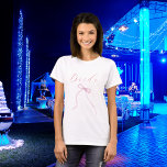 Rosans Möhippa T Shirt<br><div class="desc">En t-shirt för en möhippa- eller bachelorettfest. Framsida: en rosa båge och ord: Bride Back: Personalize and add the namn of the bride to be,  add the party date.</div>