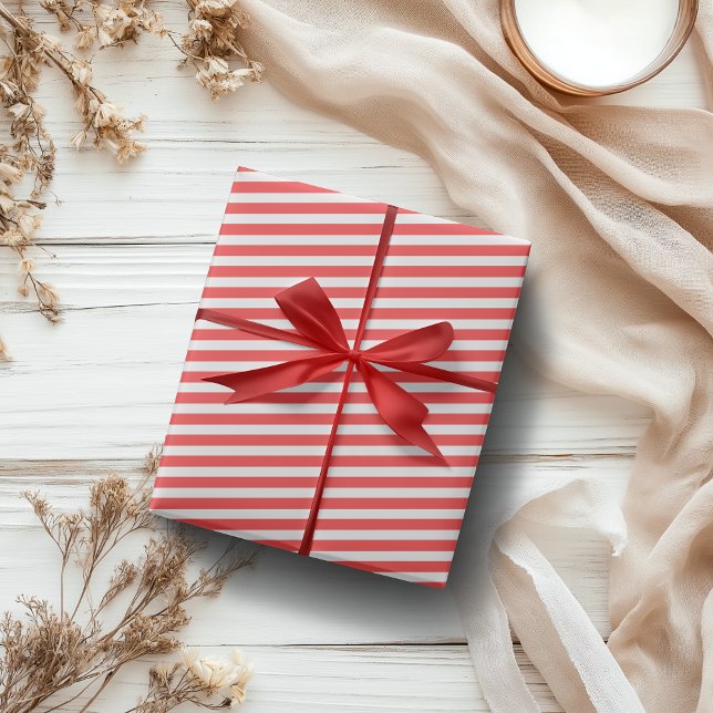 Rosaröd och vit enkel horisontell randig presentpapper (Skapare uppladdad)