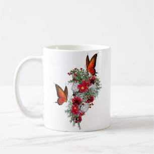 Rosbuketter i rosa, burgunder och vitt kaffemugg