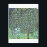 Rosbuskar under Träd, Gustav Klimt Vykort<br><div class="desc">Gustav Klimt (14 juli, 1862 - 6 februari 1918) var en österrikisk symbolmålare och en av de mest framstående medlemmarna i Wien Secession-rörelsen. Klimt noteras för målningar, murar, skisser och andra föremål d'art. Förutom hans verk, som innefattar anklagelser och porträtt, målade han upp landskap. Klimt var bland konstnärer från Wienutträdet...</div>