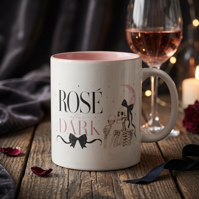 Rosé After Dark Skelett Halloween  Mugg (Skapare uppladdad)