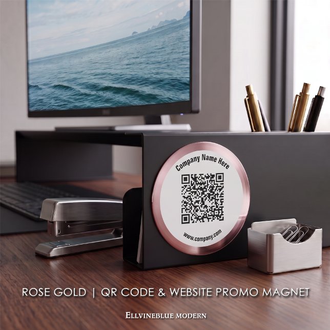 Rose Gold Anpassad QR-kod & Webbplats Kampanj Magnet (Rose Gold Metallic Magnet | A polished layout created to showcase your QR Code, Name, & Website.)
