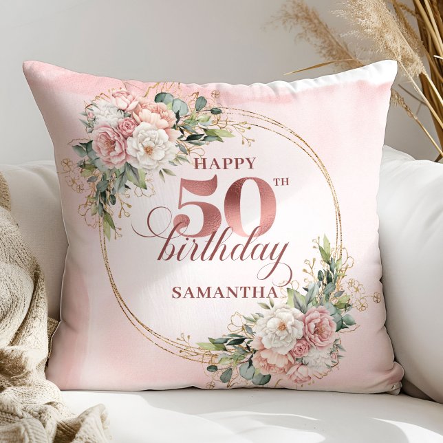 Rose Gold Blush Floral 50th Birthday Pillow Gift Kudde (Rose gold floral 50th birthday,
dusty pink blush gold glitter,
opulent Soft pastel   pink flowers, 
)