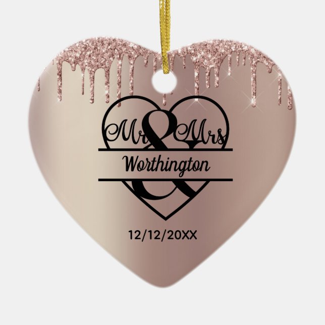Rose Gold Glitter Drips Herr och Fru Hjärtbröllop Julgransprydnad Keramik (Framsidan)