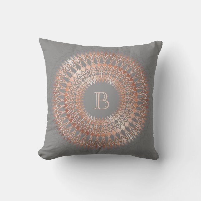 Rose Gold Grå Modern Mandala Monogram Kudde (Framsida)