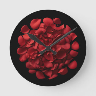 Rose Petals Wall Clock Rund Klocka
