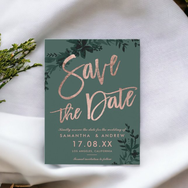 Roséguld script Floral grön spara datum Meddelande Vykort (Rose gold script Floral green save the date Announcement Postcard)