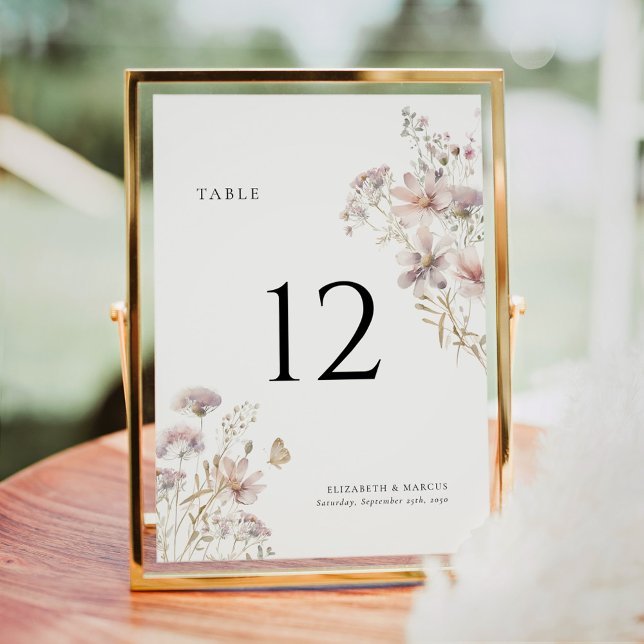 Rosenskära Vildblomma Boho Bröllopsbord Nummer (Blush wildflower boho wedding table number with soft floral design and elegant typography)