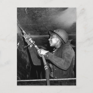 Rosie Riveter Scaling Slagg från Liberty Frakt Vykort