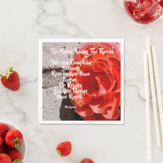 Rosor Bland Törnen Pappersservett