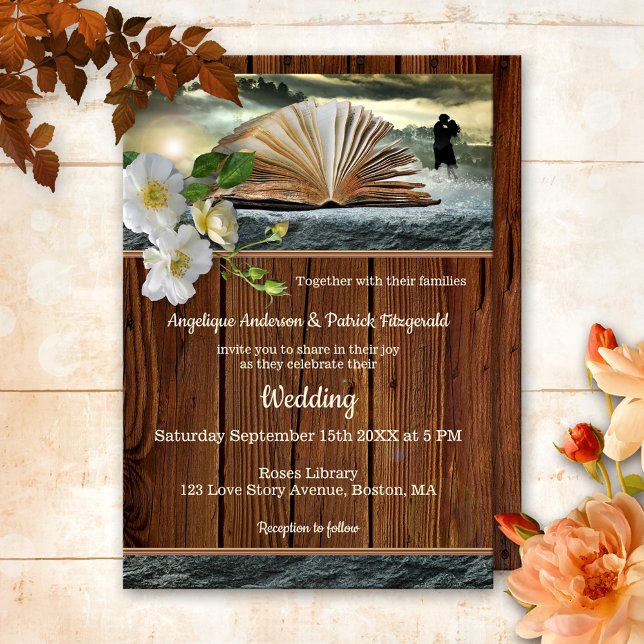 Rosor Kärlekshistoria Bok Bröllop eller årsdag Inbjudningar (Artistic wedding invitation featuring roses on a book in a romance novel scene with rustic wood)