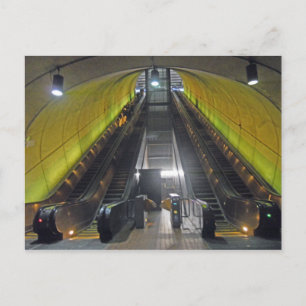 Rosslyn Metro Station Escalators 001 Vykort