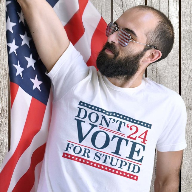 Rösta inte för 2024 års uppehåll t shirt (Skapare uppladdad)