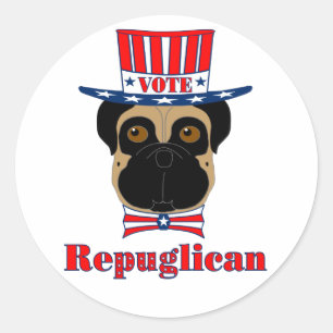 Rösta rePUGlican Funny Pug i Rött vitt blått Hat Runt Klistermärke