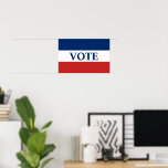 Rösta vita och blå Rand Poster<br><div class="desc">Omröstningen är i blå text i mitten. Ett blått rand är överst. Ett rött rand ligger vid grund. En vit rand ligger i mitten. Du kan ändra ord om du vill.</div>