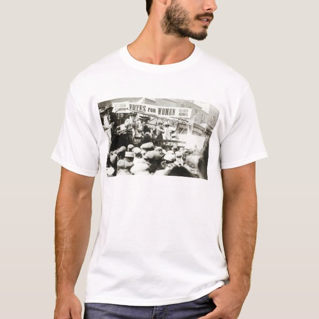 Röstar för kvinnor, Augusti 1908 T-shirt (Framsida)