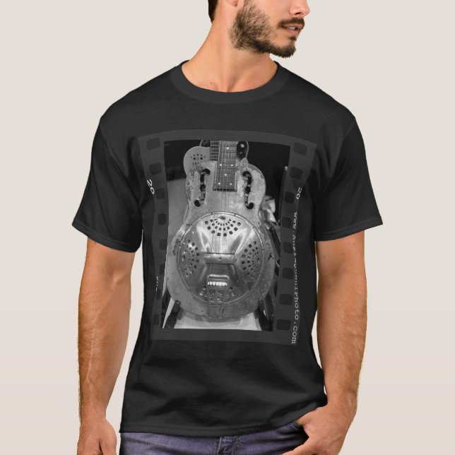 Rostig ResonatorT-tröja Tee Shirt (Framsida)