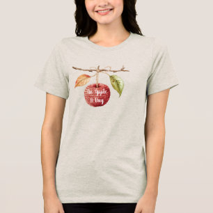 Rött äpple om dagen t shirt