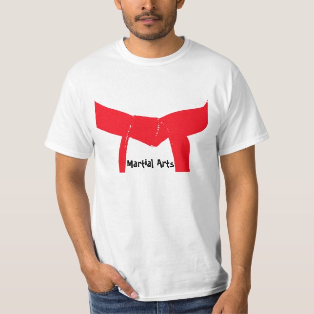 Rött bälte för kampsportar t shirt (Framsida)