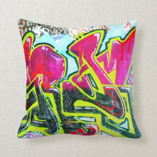 rött/blått/grön grafittiväggmålning kudde